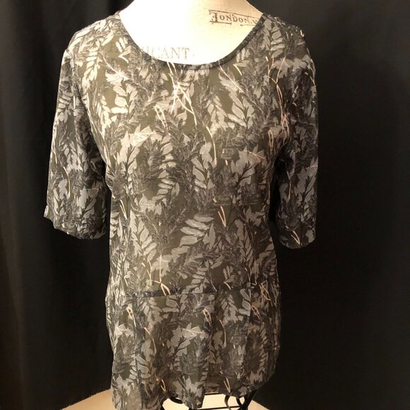 Vero Moda Floral Top: Size M - Picture 2 of 11
